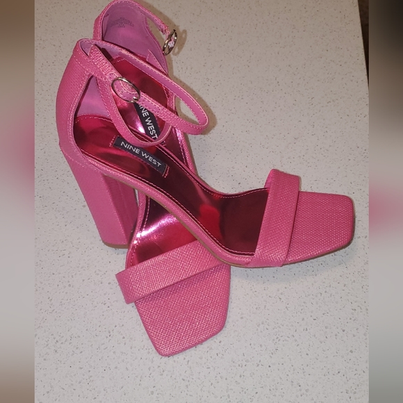 Marrie Ankle Strap Sandals - Picture 12 of 12